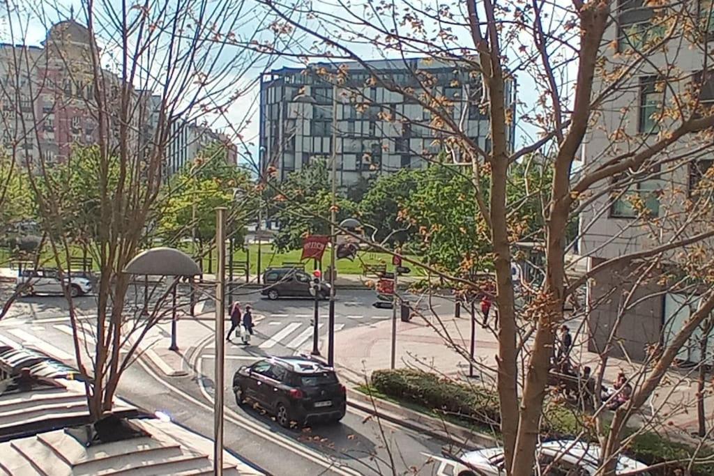 Apartamento Guggenheim Centrico Y Confortable บิลเบา ภายนอก รูปภาพ
